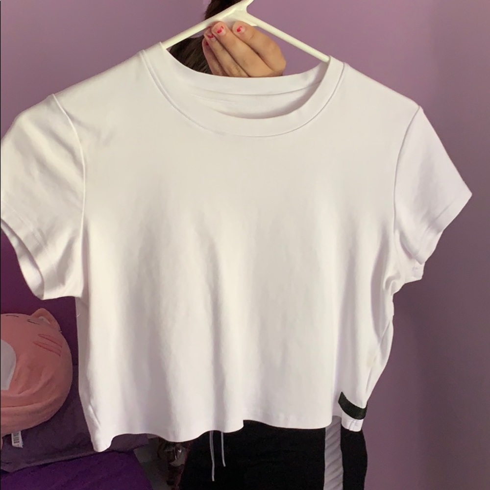 Alphalete Crop Top
